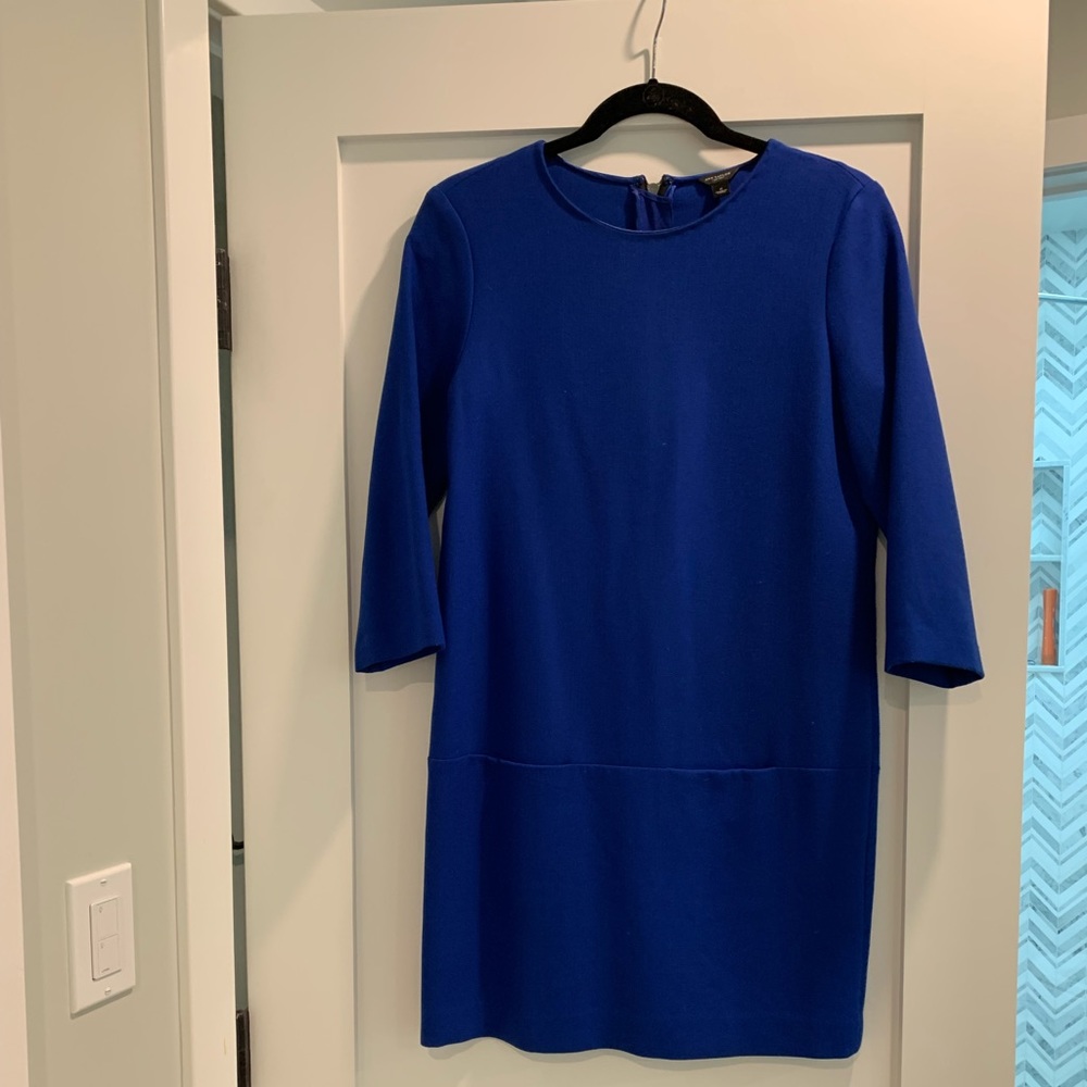 AnnTaylor 3/4 sleeve shift dress w 2 front pockets